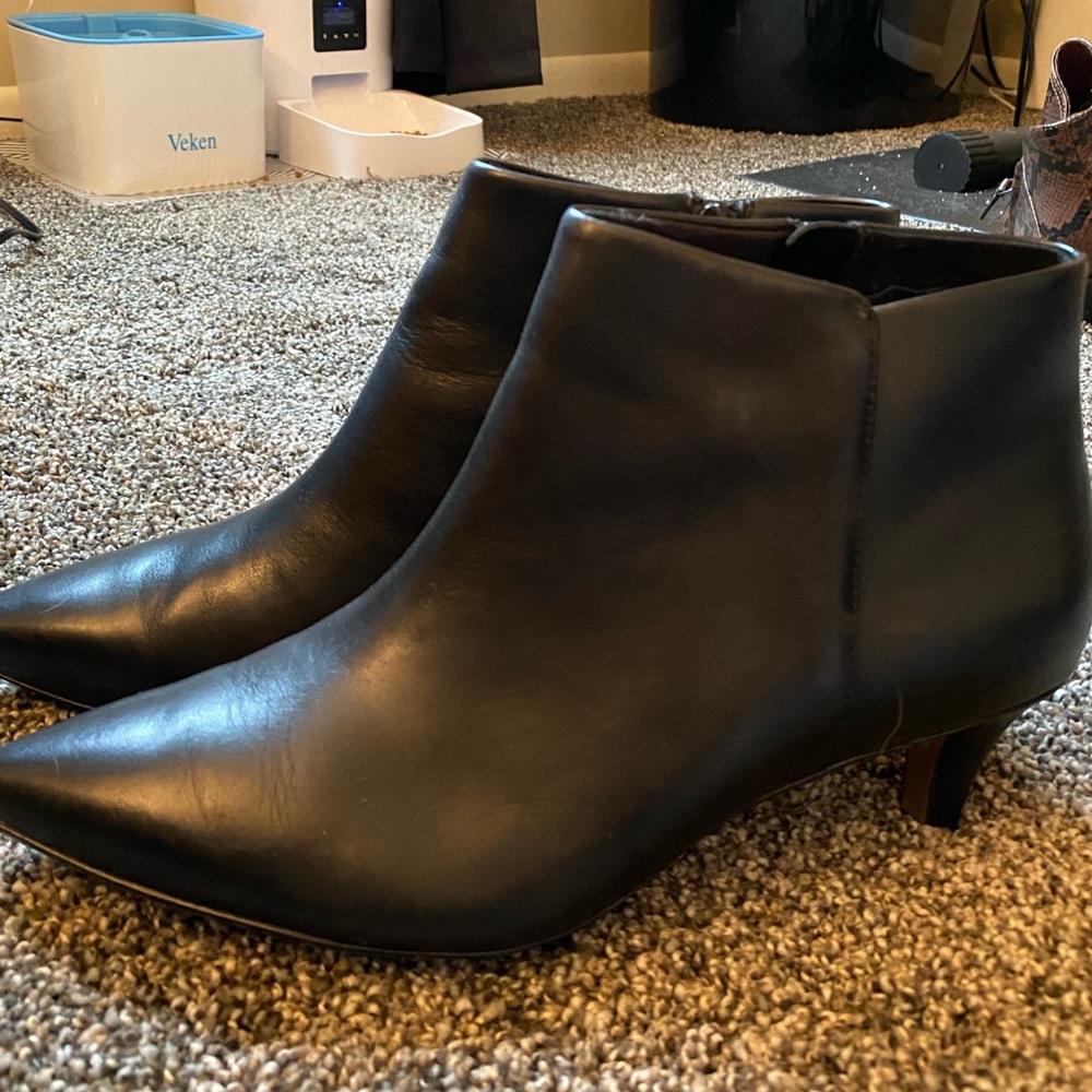 Clarks black kitten heel booties